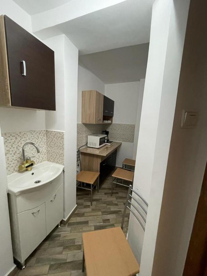 Apartament Mioritza 2B Horezu Esterno foto